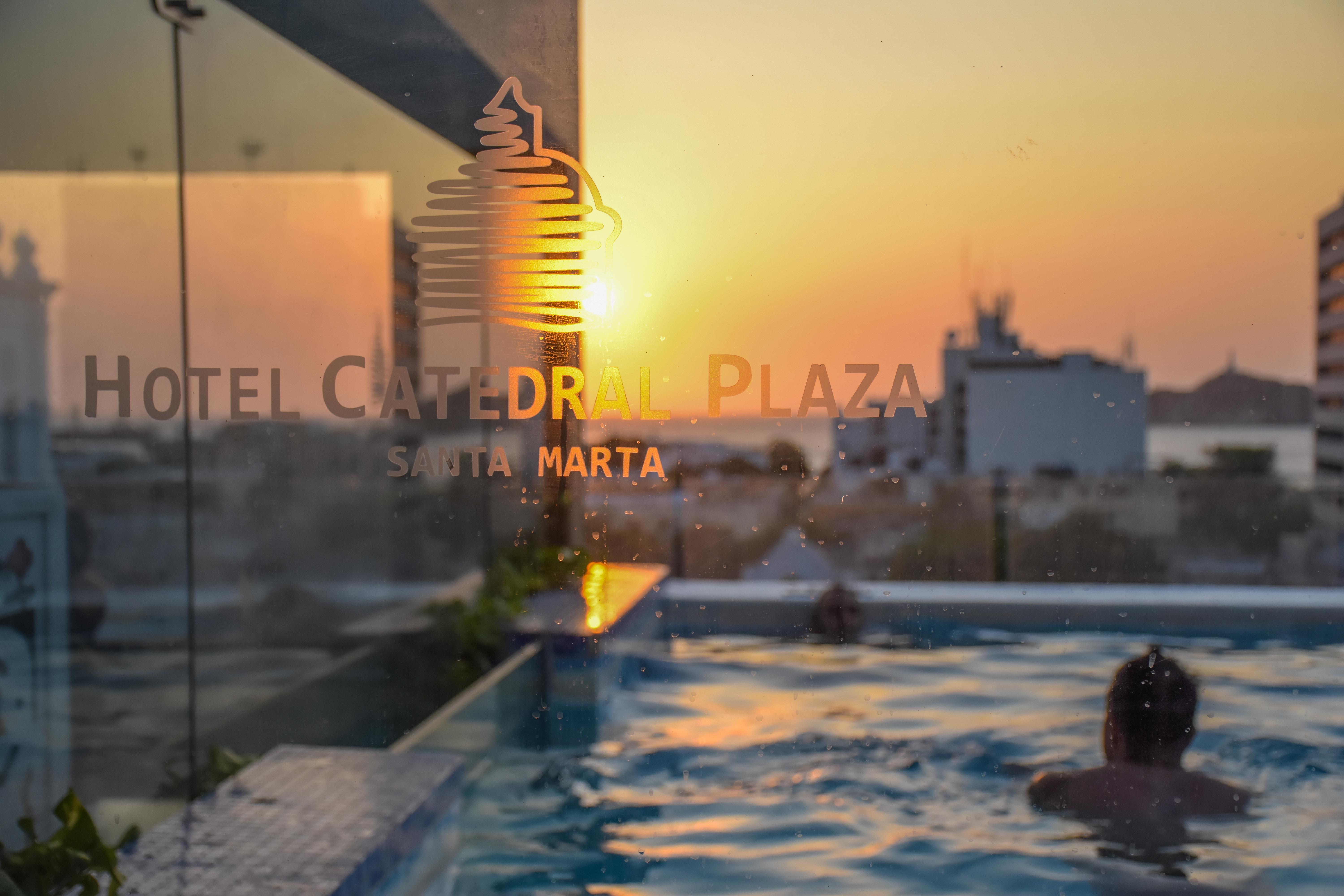 Hotel Catedral Plaza Santa Marta  Exteriör bild